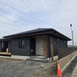 大黒柱のある木の住まい和モダンの平屋