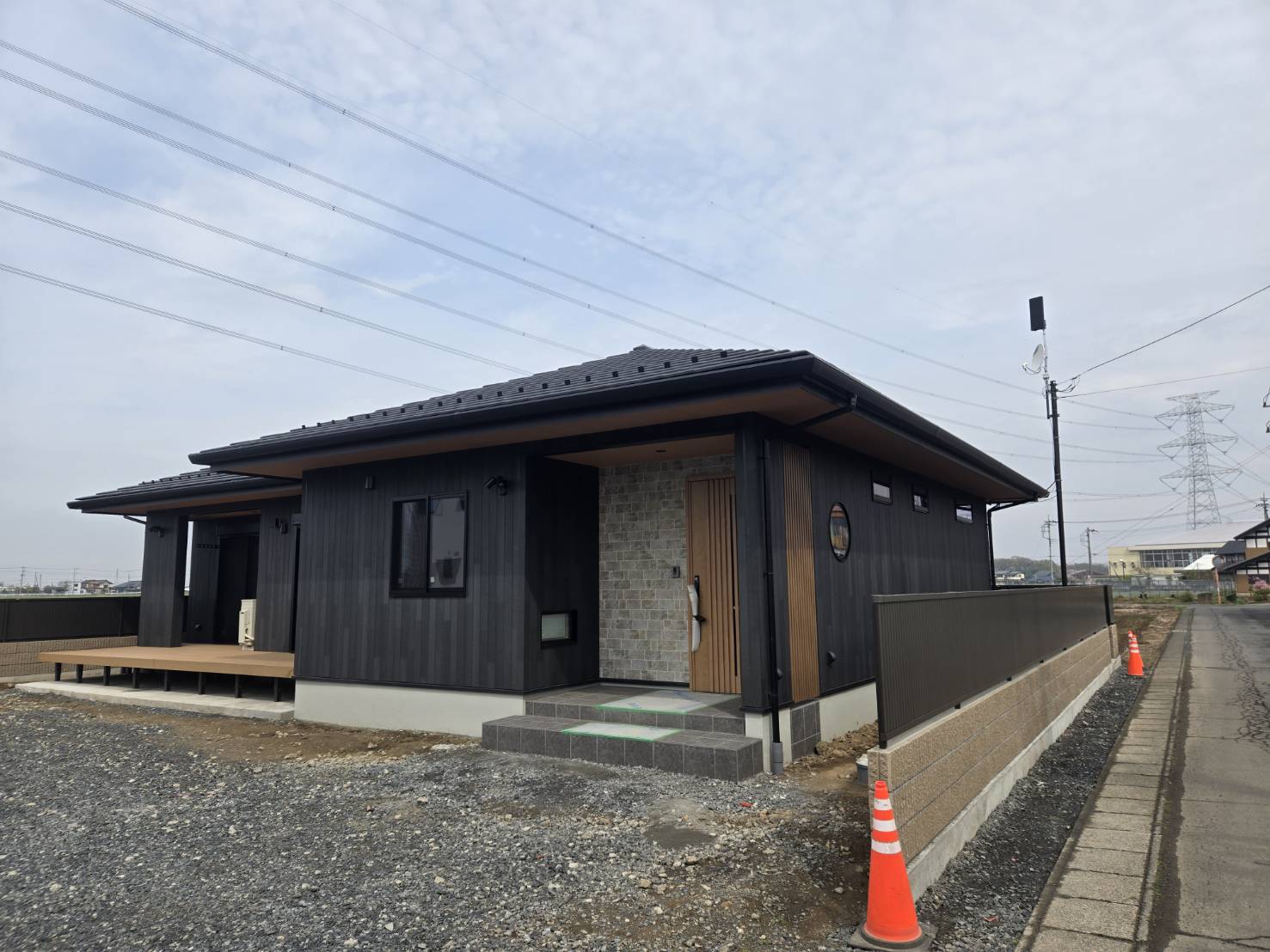 大黒柱のある木の住まい和モダンの平屋